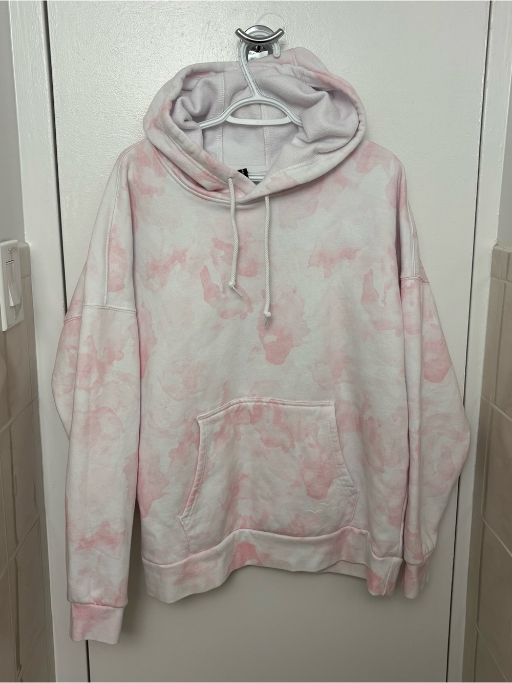 LazyPants Women’s Pink Watercolour Patterened Oversized Hoodie - size XL
